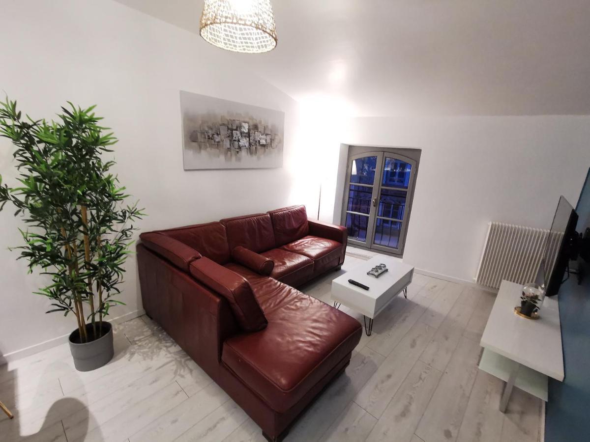 Appartement Cosy Entierement Equipe Villeneuve-sur-Lot Exterior photo
